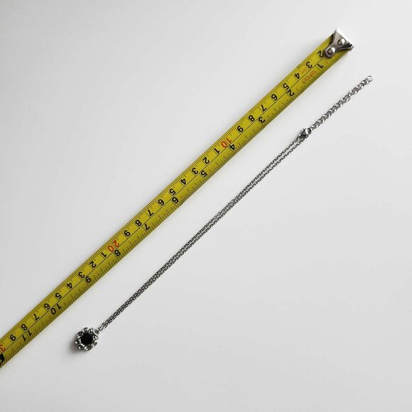 Gothic black onyx chainmail dainty pendant necklace with a small silver chain - Picture 3 of 8